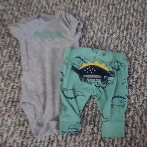 Newborn outfit